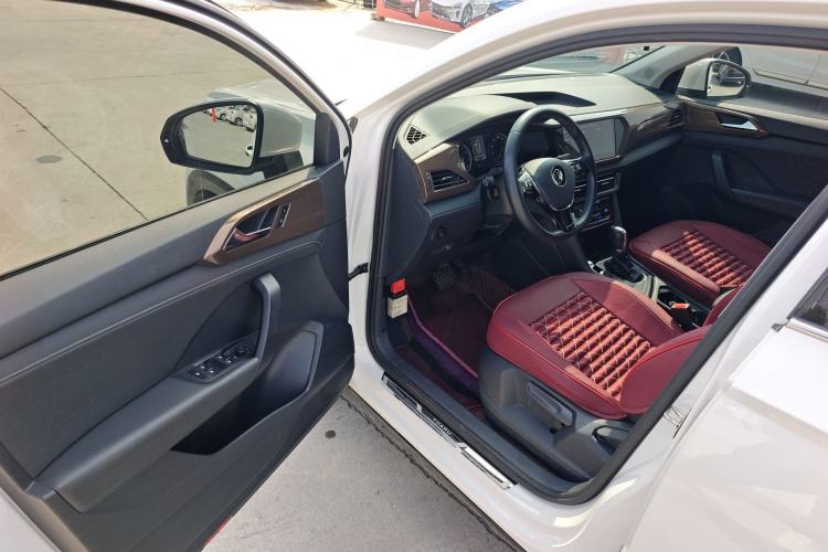Used Volkswagen Tharu 2021 280TSI Two-Wheel-Drive Luxury Edition Driver Seat