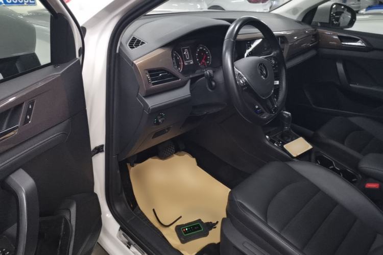 Used Volkswagen Tharu 2021 280TSI Two-Wheel-Drive Luxury Plus Edition Driver Seat