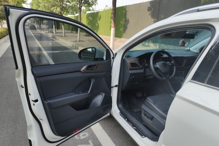 Used Volkswagen Tharu 2021 280TSI Two-Wheel-Drive Luxury Plus Edition Driver Seat