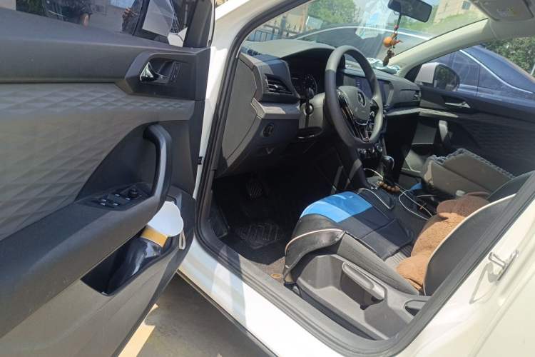 Used Volkswagen Tharu 2021 280TSI Two-Wheel Drive Trend Edition Driver Seat