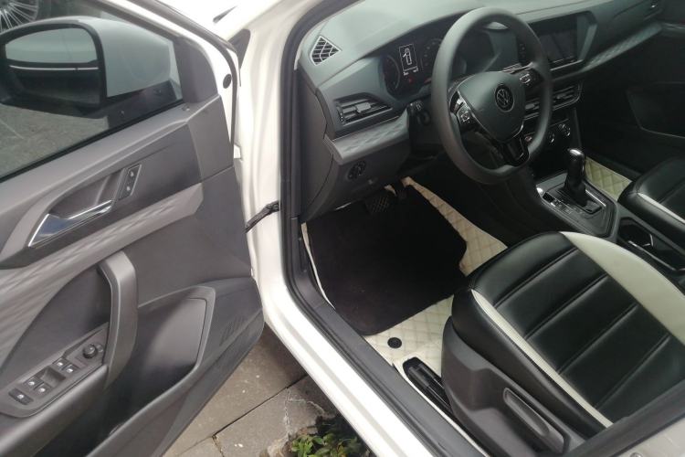 Used Volkswagen Tharu 2021 280TSI Two-Wheel Drive Trend Edition Driver Seat