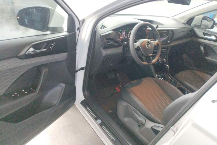 Used Volkswagen Tharu 2021 280TSI Two-Wheel Drive Trend Edition Driver Seat