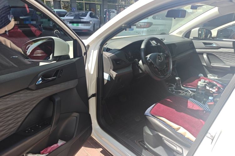 Used Volkswagen Tharu 2021 280TSI Two-Wheel Drive Trend Edition Driver Seat