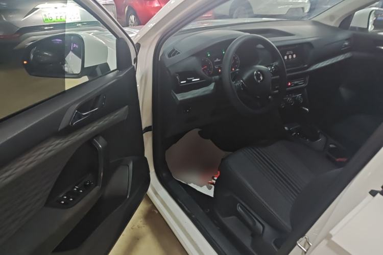 Used Volkswagen Tharu 2021 280TSI Two-Wheel Drive Trend Edition Driver Seat