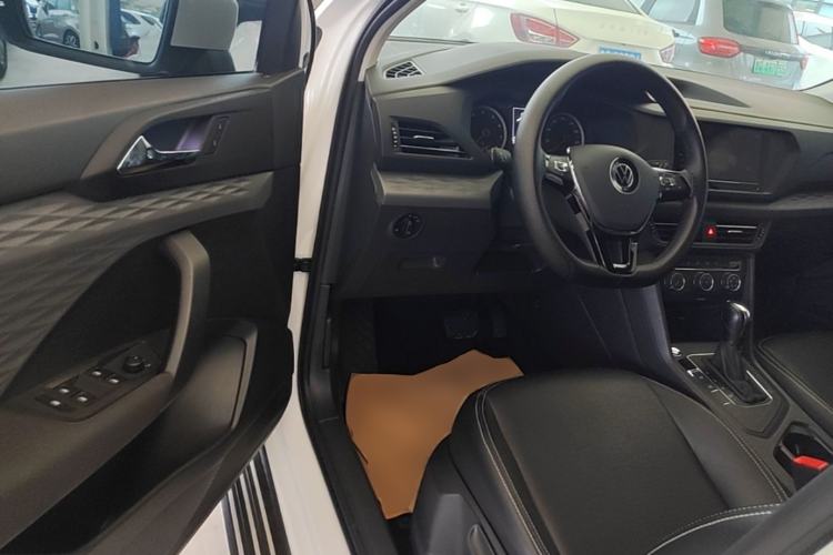 Used Volkswagen Tharu 2021 280TSI Two-Wheel Drive Trend Edition Driver Seat