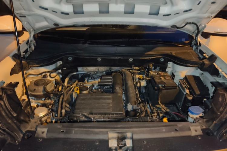 Used Volkswagen Tharu 2021 280TSI Two-Wheel Drive Trend Edition Engine Bay