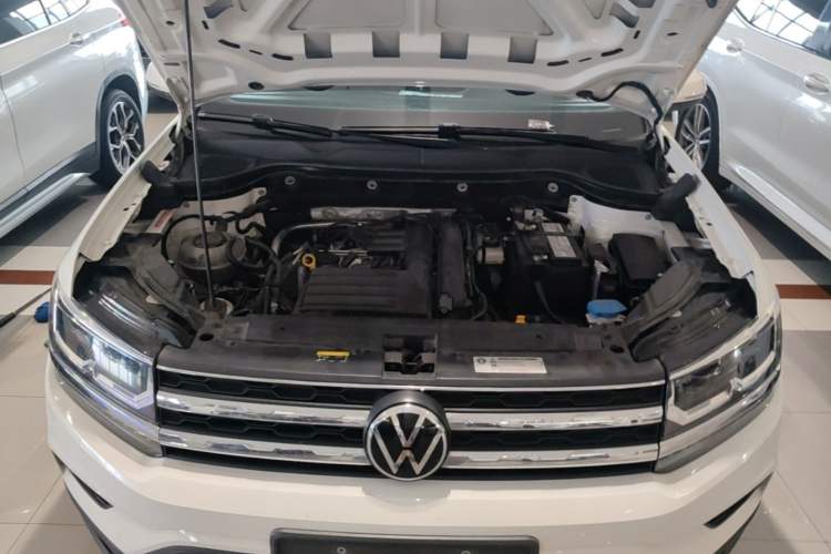 Used Volkswagen Tharu 2021 280TSI Two-Wheel-Drive Luxury Plus Edition Engine Bay