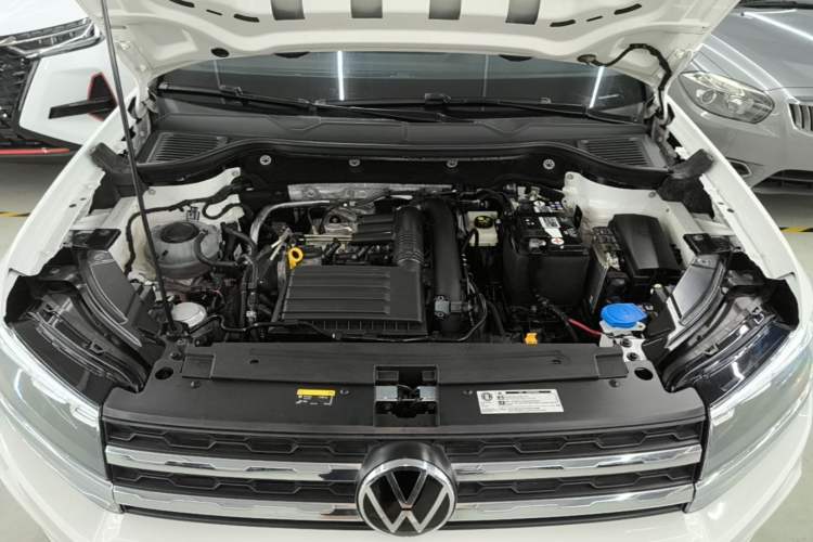 Used Volkswagen Tharu 2021 280TSI Two-Wheel Drive Trend Edition Engine Bay