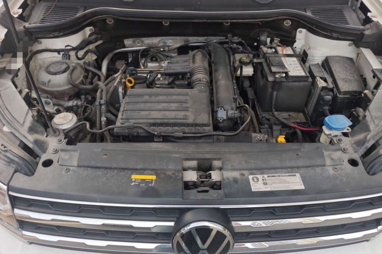 Used Volkswagen Tharu 2021 280TSI Two-Wheel-Drive Luxury Plus Edition Engine Bay