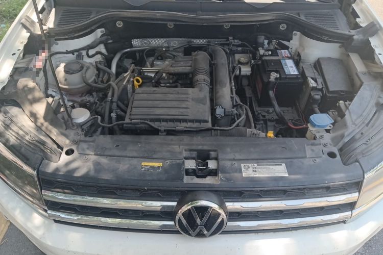 Used Volkswagen Tharu 2021 280TSI Two-Wheel Drive Trend Edition Engine Bay