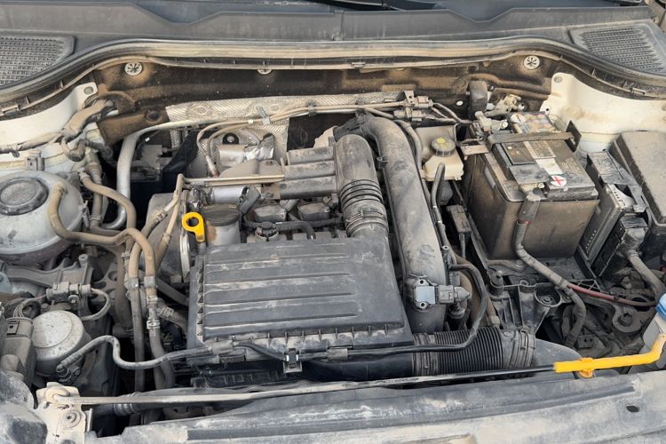 Used Volkswagen Tharu 2021 280TSI Two-Wheel Drive Trend Edition Engine Bay