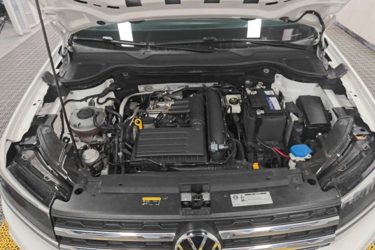 Used Volkswagen Tharu 2021 280TSI Two-Wheel Drive Trend Edition Engine Bay