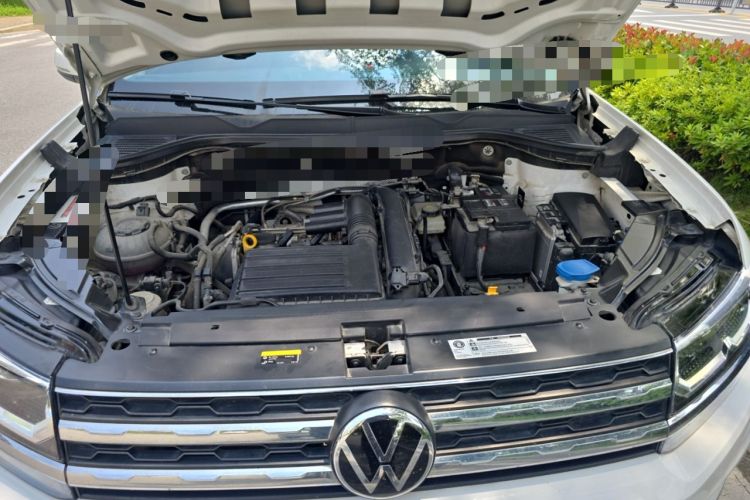 Used Volkswagen Tharu 2021 280TSI Two-Wheel-Drive Luxury Plus Edition Engine Bay