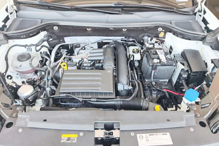 Used Volkswagen Tharu 2021 280TSI Two-Wheel-Drive Luxury Plus Edition Engine Bay