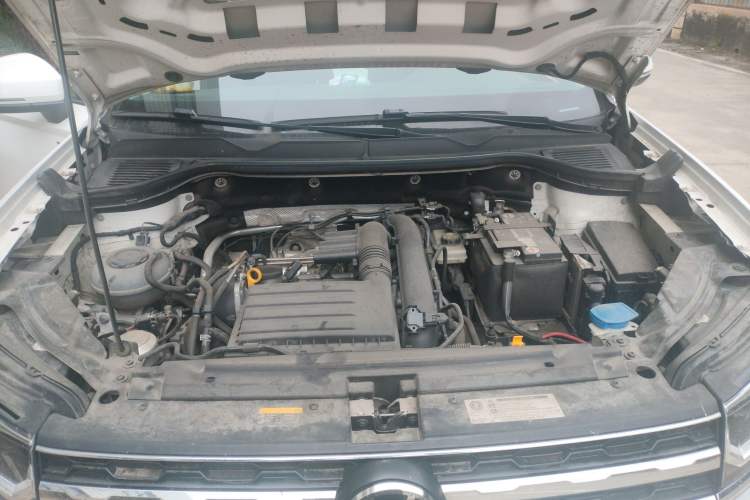 Used Volkswagen Tharu 2021 280TSI Two-Wheel-Drive Luxury Plus Edition Engine Bay