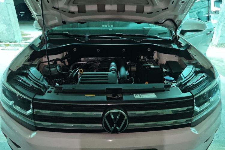 Used Volkswagen Tharu 2021 280TSI Two-Wheel-Drive Luxury Edition Engine Bay