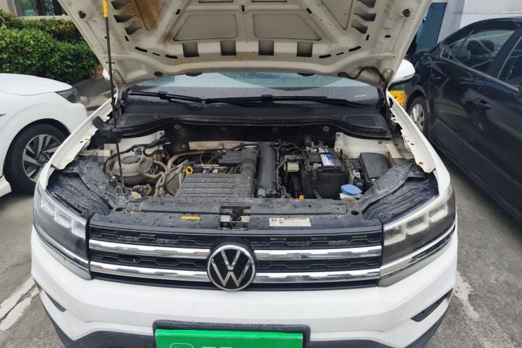 Used Volkswagen Tharu 2021 280TSI Two-Wheel Drive Trend Edition Engine Bay