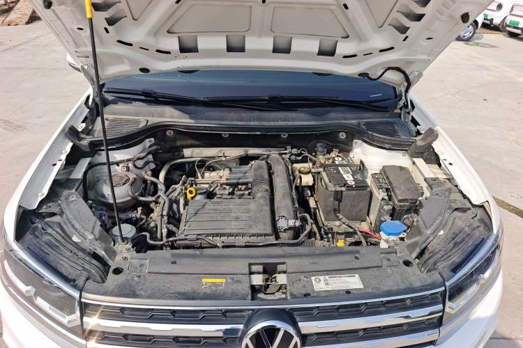 Used Volkswagen Tharu 2021 280TSI Two-Wheel-Drive Luxury Edition Engine Bay