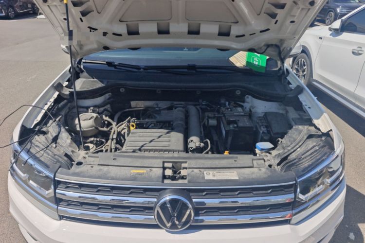 Used Volkswagen Tharu 2021 280TSI Two-Wheel-Drive Luxury Plus Edition Engine Bay
