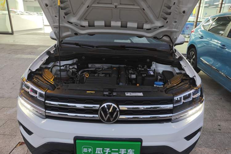 Used Volkswagen Tharu 2021 280TSI Two-Wheel Drive Trend Edition Engine Bay