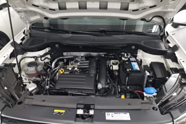 Used Volkswagen Tharu 2021 280TSI Two-Wheel-Drive Luxury Plus Edition Engine Bay