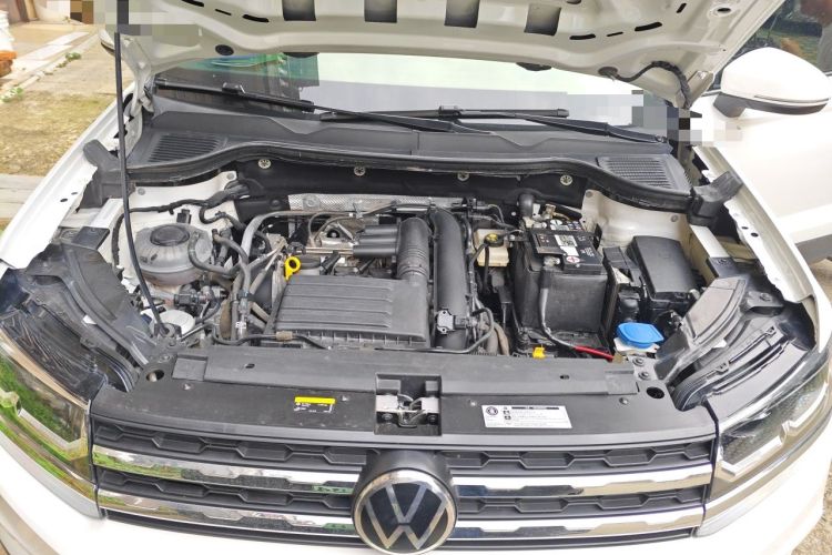 Used Volkswagen Tharu 2021 280TSI Two-Wheel-Drive Luxury Plus Edition Engine Bay