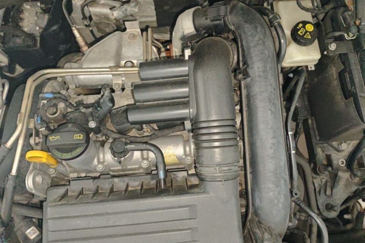 Used Volkswagen Tharu 2021 280TSI Two-Wheel-Drive Luxury Plus Edition Engine Bay