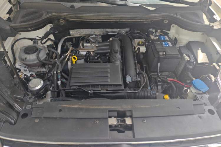 Used Volkswagen Tharu 2021 280TSI Two-Wheel-Drive Luxury Plus Edition Engine Bay
