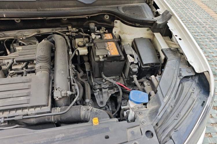 Used Volkswagen Tharu 2021 280TSI Two-Wheel Drive Trend Edition Engine Bay Left