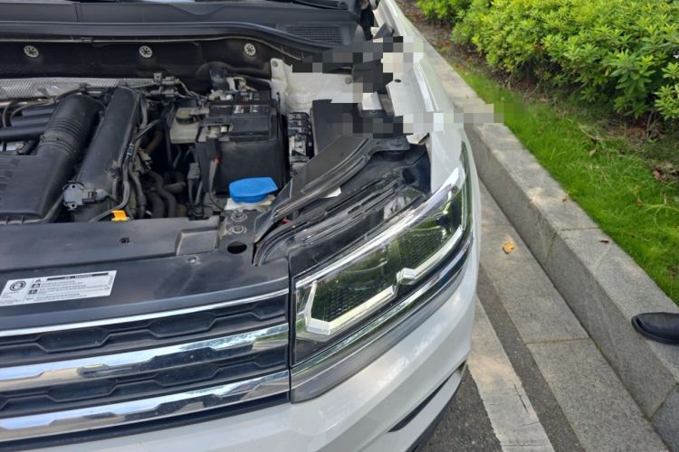 Used Volkswagen Tharu 2021 280TSI Two-Wheel-Drive Luxury Plus Edition Engine Bay Left
