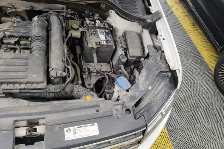 Used Volkswagen Tharu 2021 280TSI Two-Wheel-Drive Luxury Plus Edition Engine Bay Left