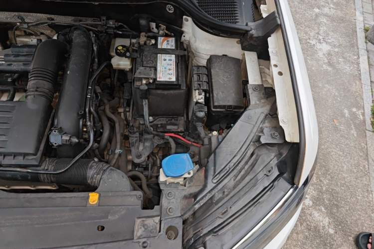 Used Volkswagen Tharu 2021 280TSI Two-Wheel Drive Trend Edition Engine Bay Left