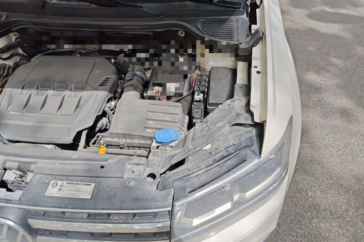 Used Volkswagen Tharu 2021 330TSI All-Wheel Drive Luxury PLUS Version Engine Bay Left