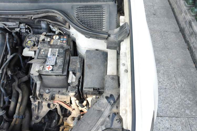 Used Volkswagen Tharu 2021 280TSI Two-Wheel-Drive Luxury Plus Edition Engine Bay Left