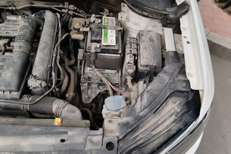 Used Volkswagen Tharu 2021 280TSI Two-Wheel Drive Trend Edition Engine Bay Left