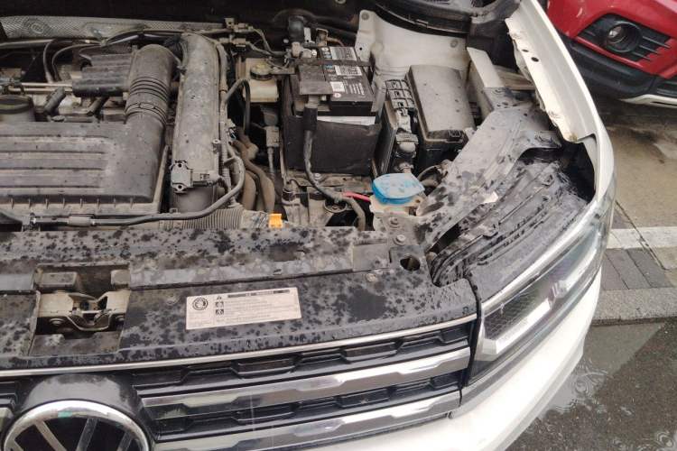 Used Volkswagen Tharu 2021 280TSI Two-Wheel-Drive Luxury Plus Edition Engine Bay Left