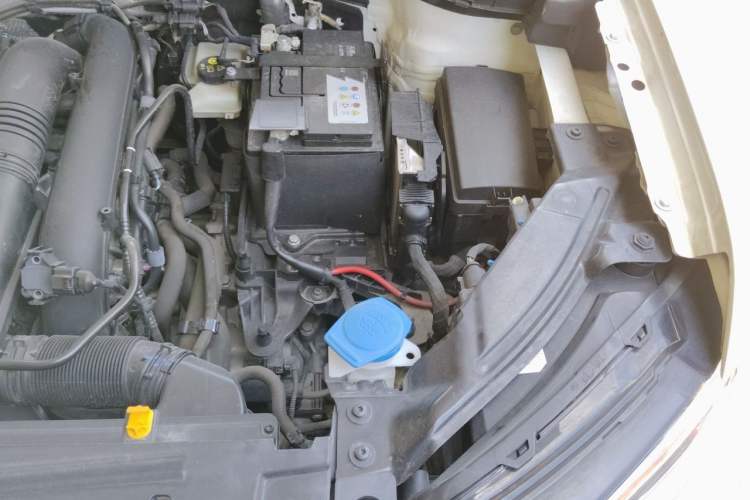 Used Volkswagen Tharu 2021 280TSI Two-Wheel-Drive Luxury Plus Edition Engine Bay Left