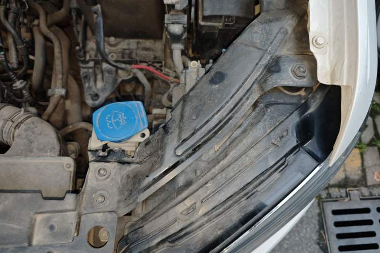 Used Volkswagen Tharu 2021 280TSI Two-Wheel Drive Comfort Edition Engine Bay Left