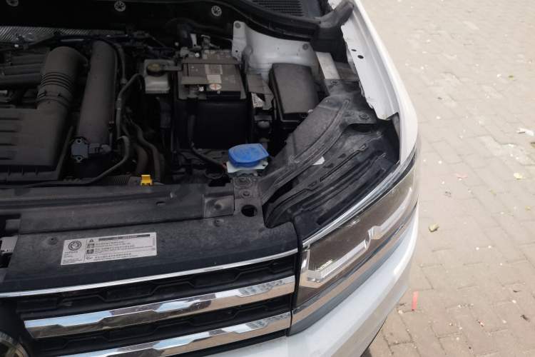 Used Volkswagen Tharu 2021 280TSI Two-Wheel-Drive Luxury Plus Edition Engine Bay Left