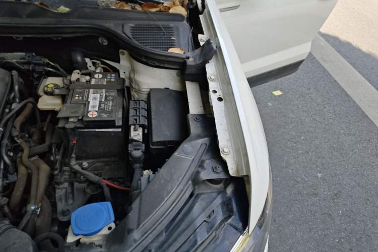 Used Volkswagen Tharu 2021 280TSI Two-Wheel Drive Comfort Edition Engine Bay Left