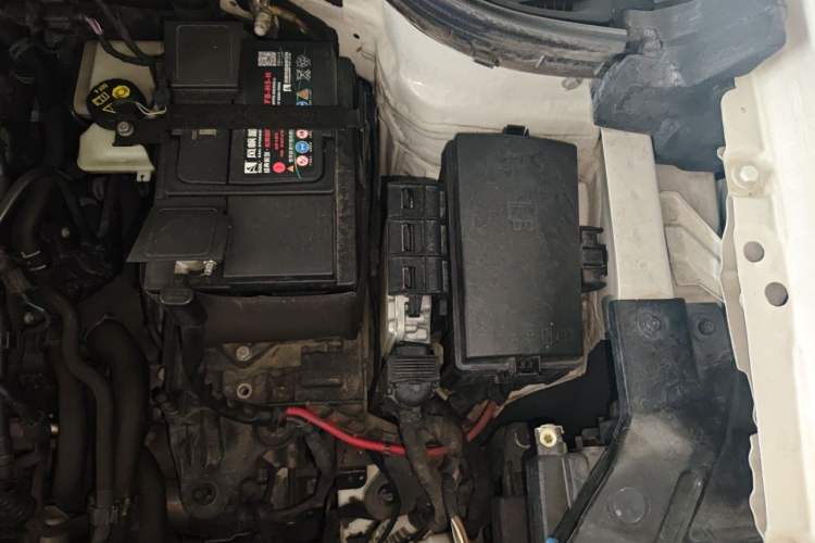 Used Volkswagen Tharu 2021 280TSI Two-Wheel-Drive Luxury Plus Edition Engine Bay Left