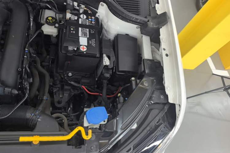Used Volkswagen Tharu 2021 280TSI Two-Wheel-Drive Luxury Plus Edition Engine Bay Left