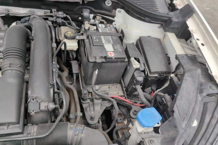 Used Volkswagen Tharu 2021 280TSI Two-Wheel-Drive Luxury Plus Edition Engine Bay Left