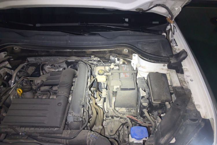 Used Volkswagen Tharu 2021 280TSI Two-Wheel-Drive Luxury Plus Edition Engine Bay Left