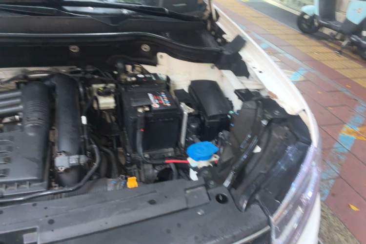 Used Volkswagen Tharu 2021 280TSI Two-Wheel-Drive Luxury Plus Edition Engine Bay Left