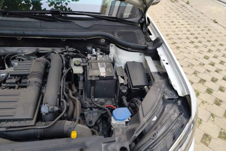 Used Volkswagen Tharu 2021 280TSI Two-Wheel-Drive Luxury Plus Edition Engine Bay Left