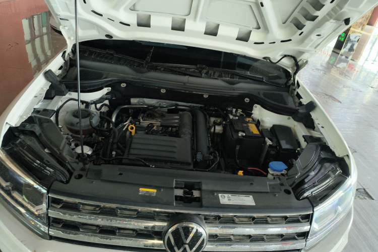 Used Volkswagen Tharu 2021 280TSI Two-Wheel-Drive Luxury Plus Edition Engine Bay