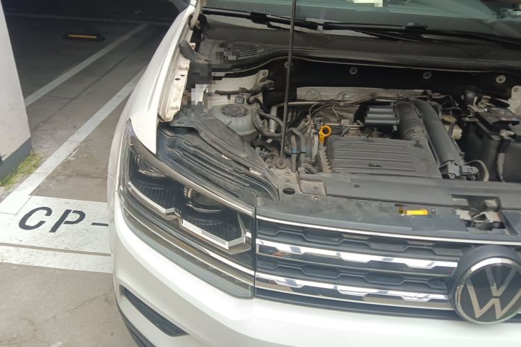 Used Volkswagen Tharu 2021 280TSI Two-Wheel-Drive Luxury Plus Edition Engine Bay Right