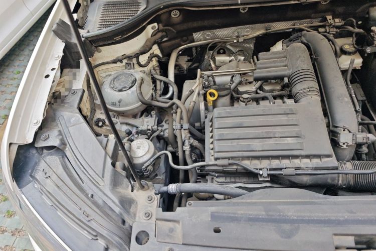 Used Volkswagen Tharu 2021 280TSI Two-Wheel Drive Trend Edition Engine Bay Right