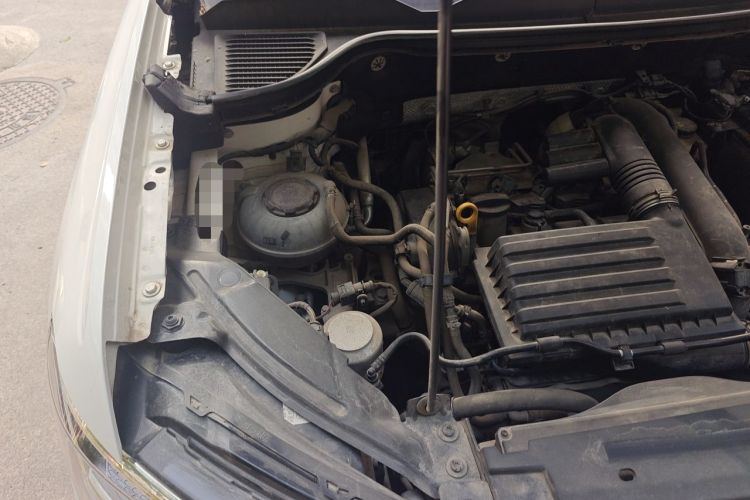 Used Volkswagen Tharu 2021 280TSI Two-Wheel-Drive Luxury Plus Edition Engine Bay Right